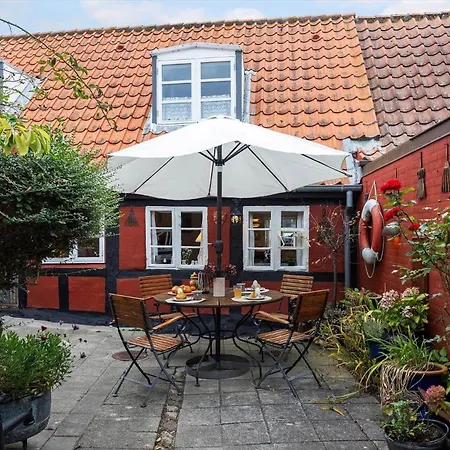 Ae204-marstal-snaregade-7 * Marstal